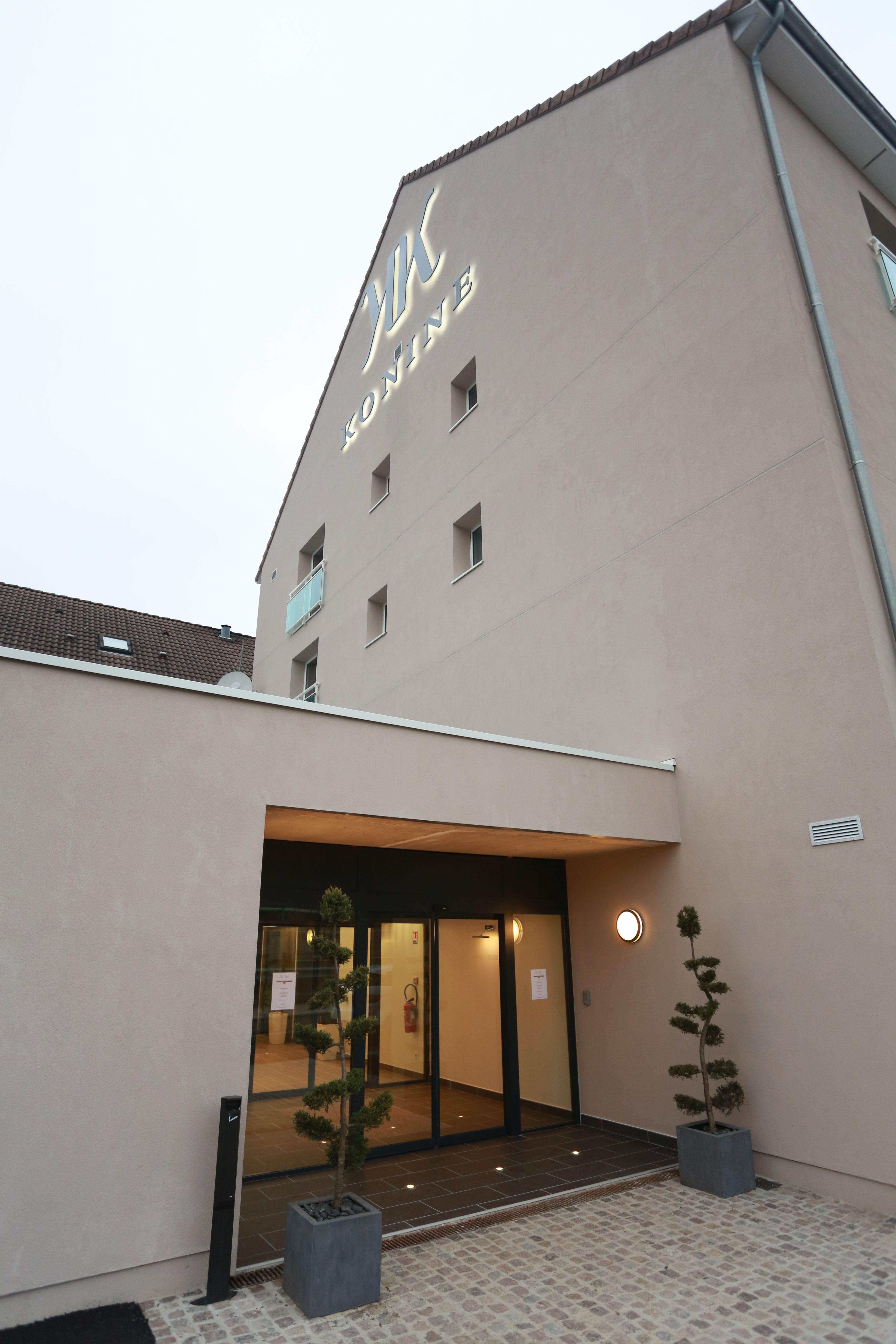 Le Konine - Hotel & Bar & Restaurant Montceau-les-Mines Luaran gambar